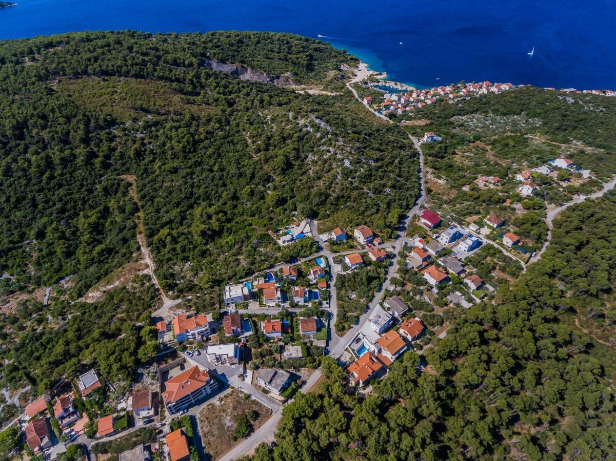 Apartments Mare Trogir Exteriör bild