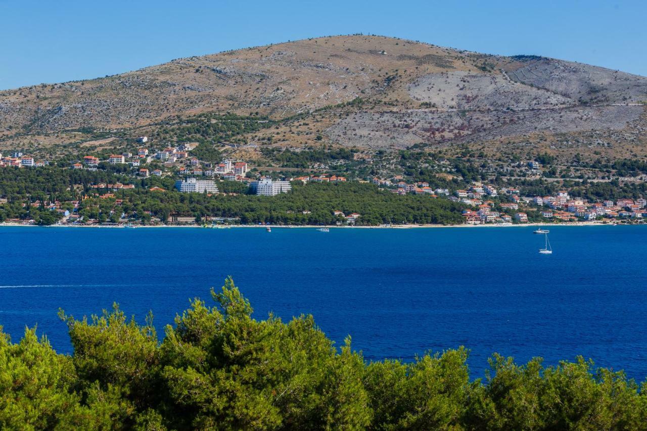 Apartments Mare Trogir Exteriör bild